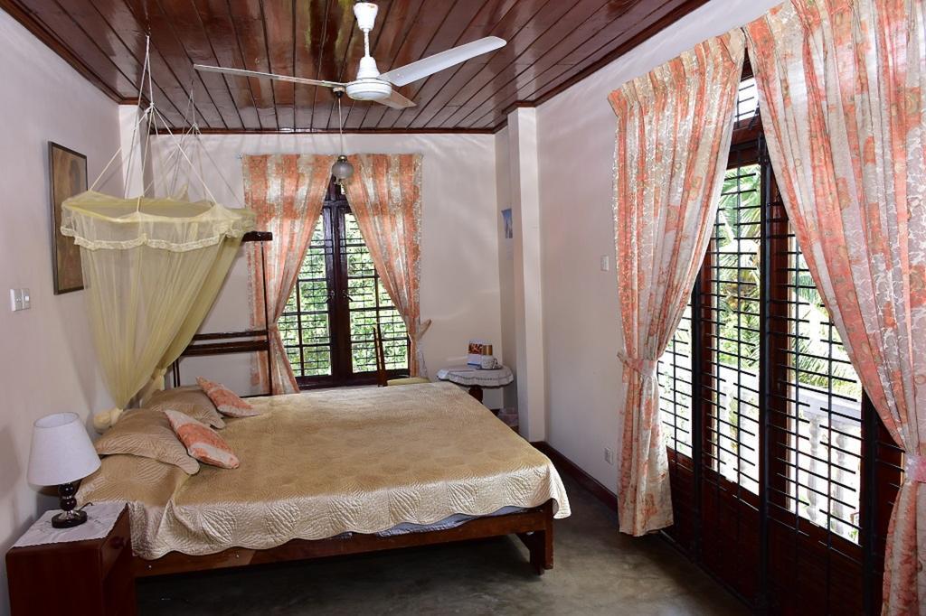 Lake Bungalow Hotel Kandy Zewnętrze zdjęcie