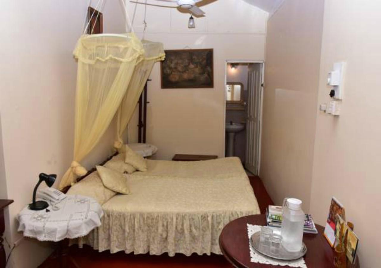 Lake Bungalow Hotel Kandy Zewnętrze zdjęcie